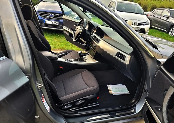 BMW Seria 3 cena 26800 przebieg: 220000, rok produkcji 2010 z Siedlce małe 497
